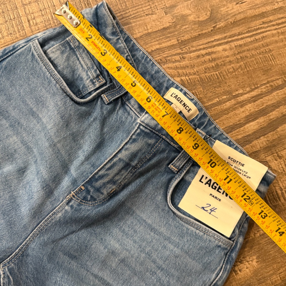 L’Agence Scotti High Rise Wide Leg Jeans in Calloway. - Picture 8 of 10